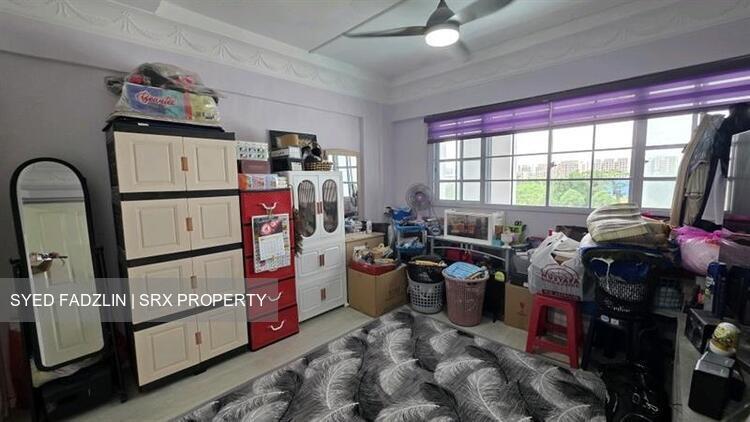 Blk 337 Jurong East Avenue 1 (Jurong East), HDB Executive #559129611
